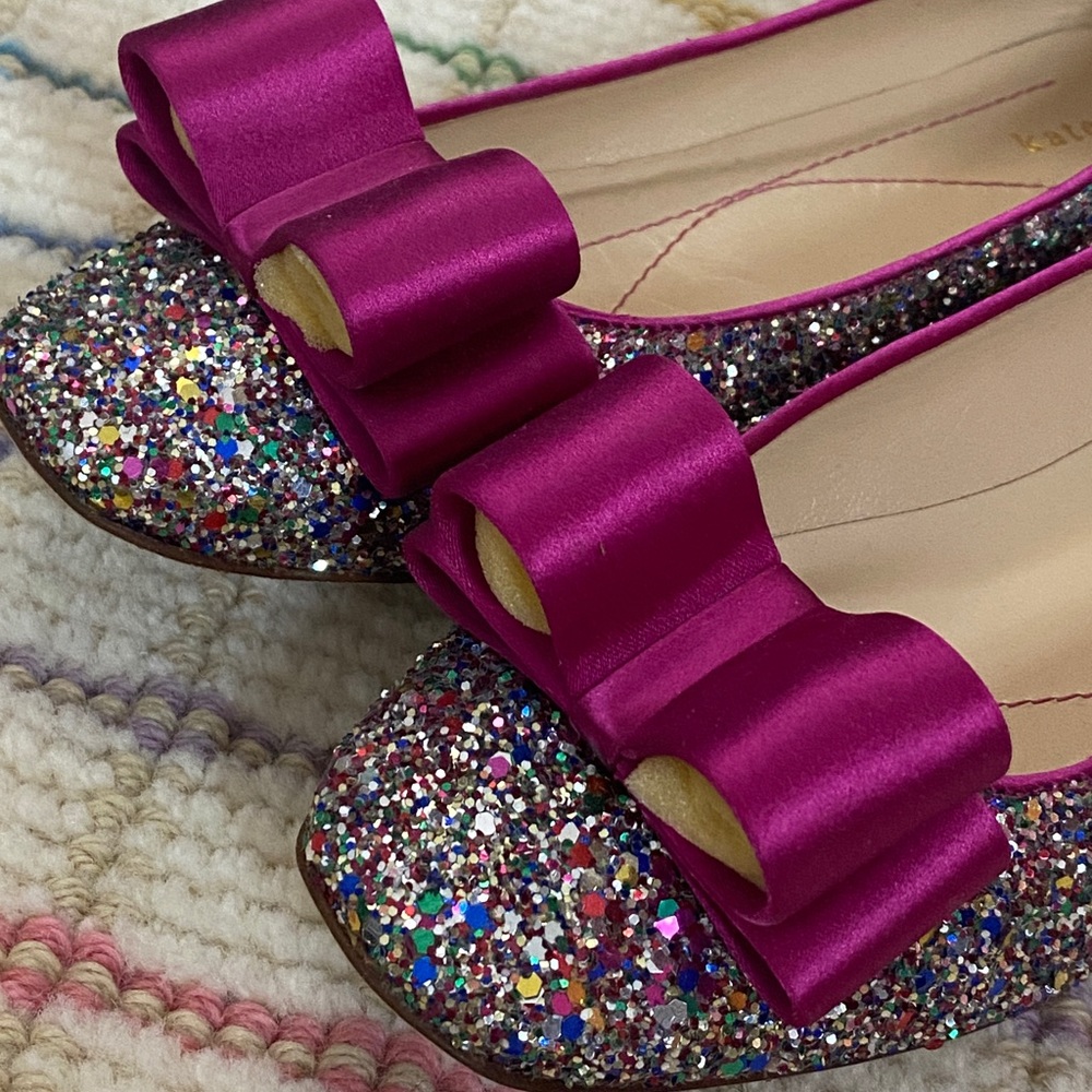KATE SPADE AUDRINA GLITTER BOW FLATS: size 7.5